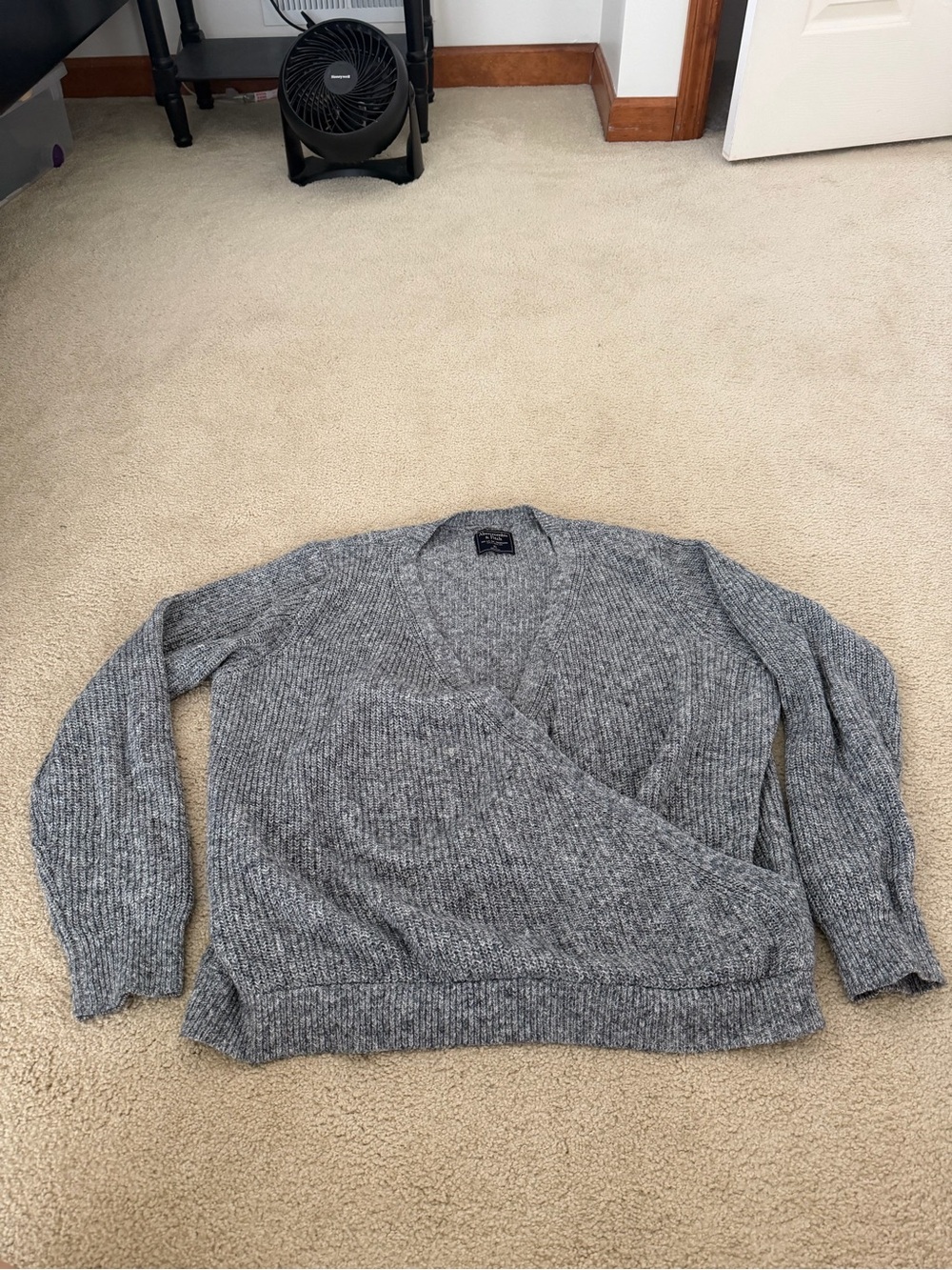 Abercrombie & Fitch Women's Heather Gray Ribbed Crossover Sweater